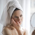 Comment repérer les faux profils dans les applications de rencontres en ligne