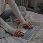 Gérer les moments de rejet avec humour