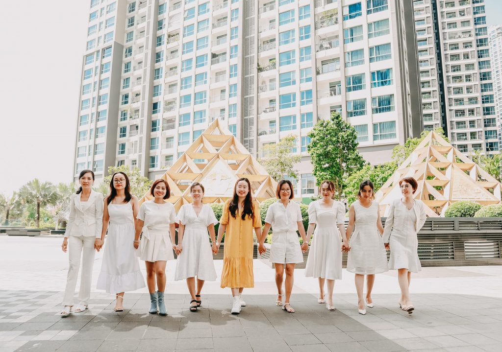 Transition de la vérification payante à la rencontre en vrai