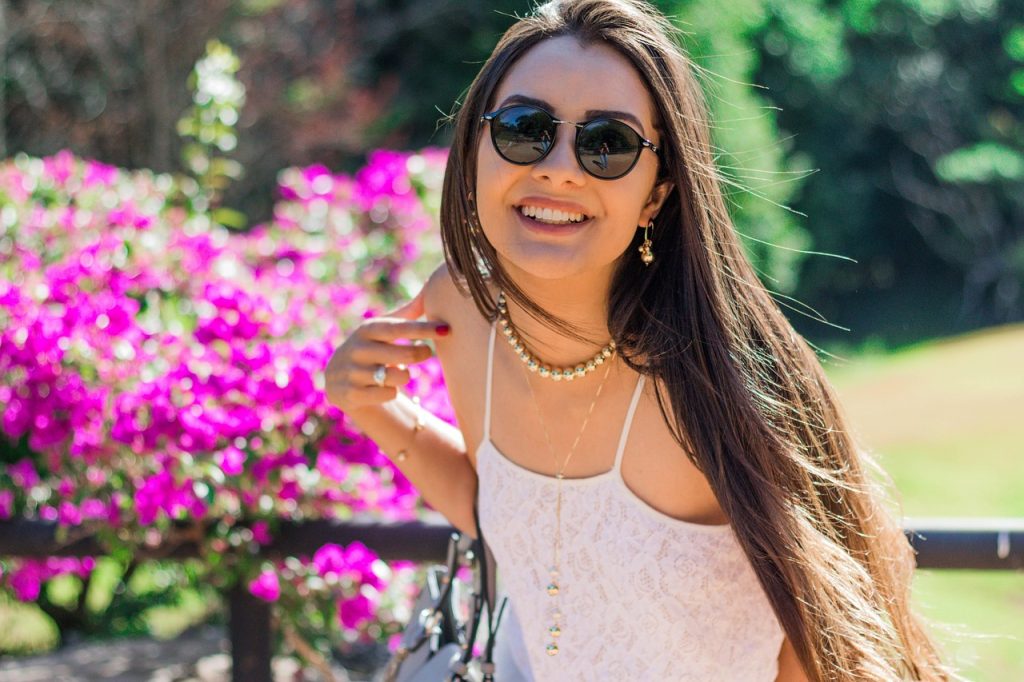 Flirt subtil sans être insistant