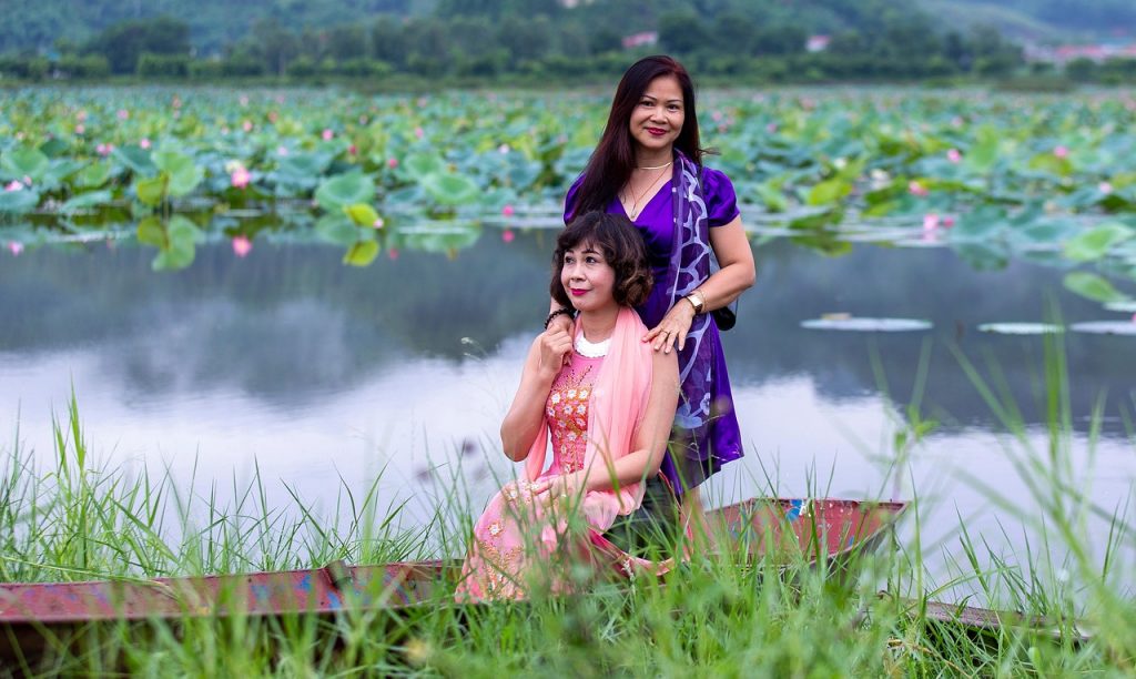 Éviter le sur-partage dans les messages vocaux lors des rencontres en ligne